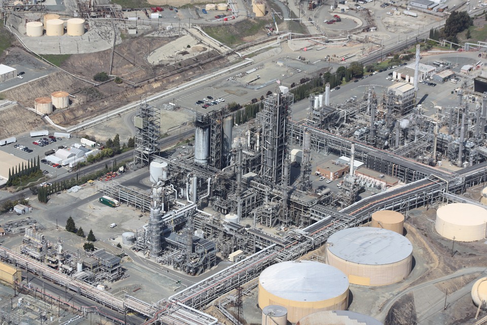 refinery kilang minyak gas bumi