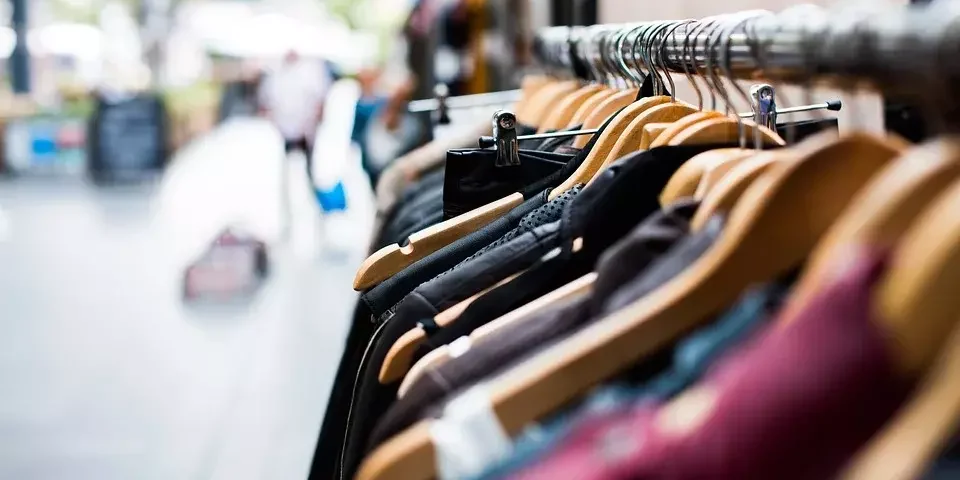 Tips Cara Berbelanja Pakaian Secara Efisien
